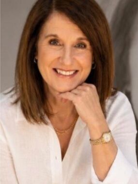 Meet your Posher, Gina